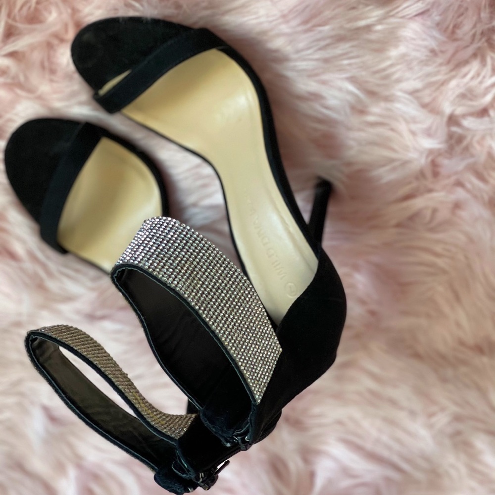 Wild Diva Lounge Black and Bling Stilettos OpenToe